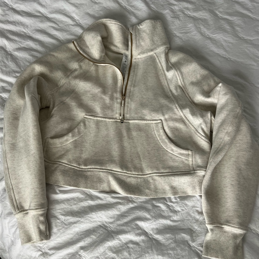 Lululemon Athletica Crop Scuba